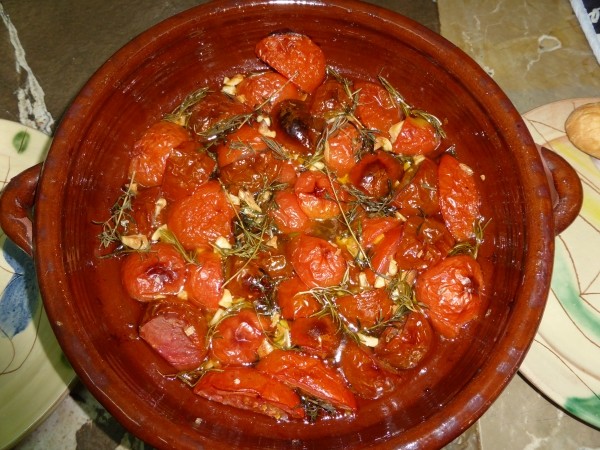 Tomaten Rezepte wie Tomatensauce aus frischen Tomaten oder aus dem Backofen, typisch mediterran