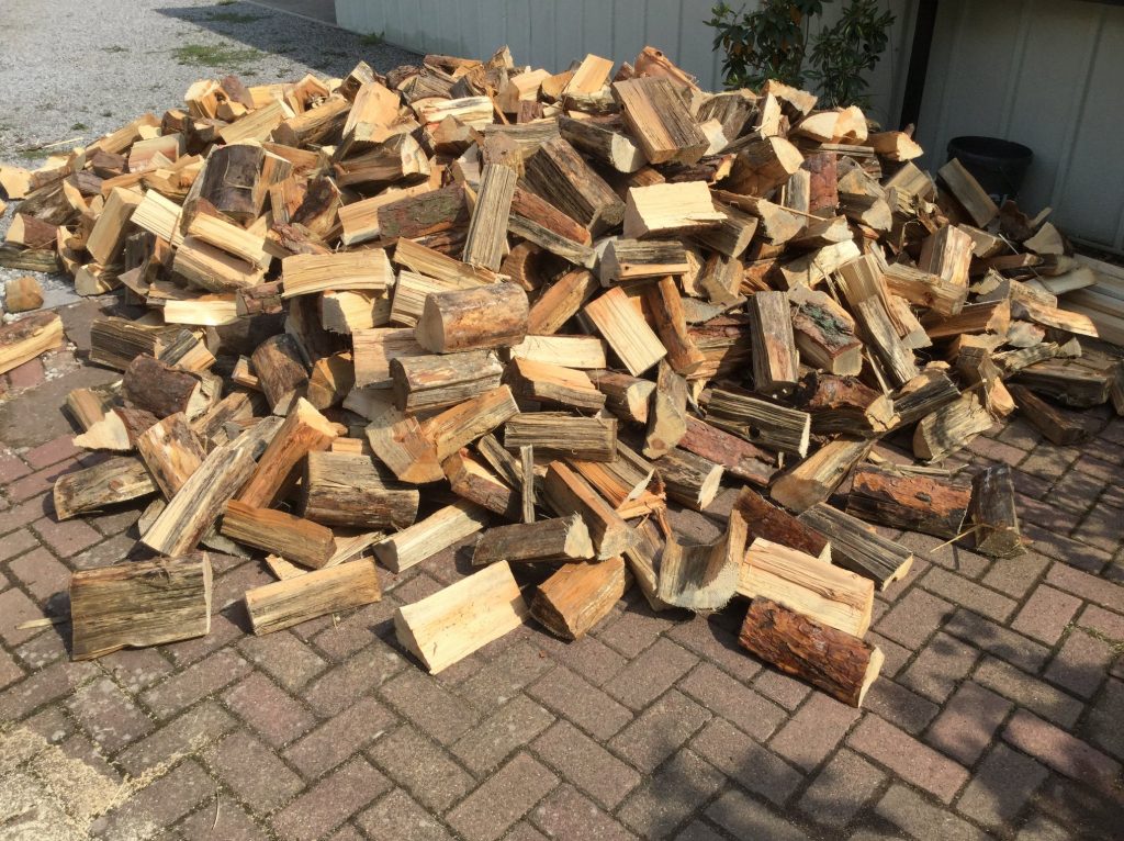 Holzständer selbst bauen für Scheitholz